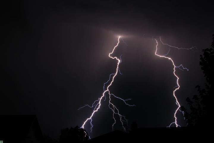 lightening1